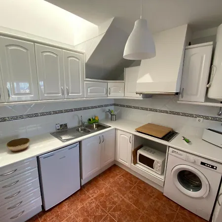 Apartment F6 *